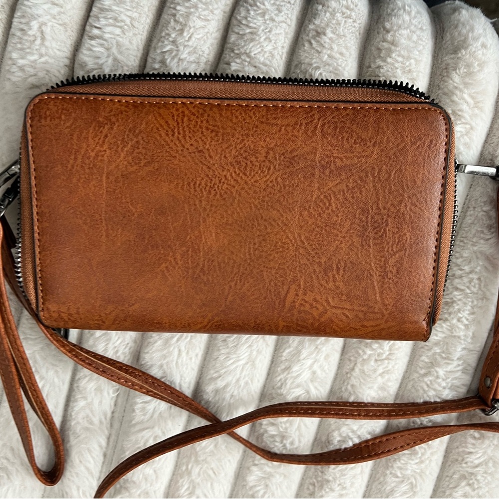 Women's Tan Crossbody Wallet - Sleek Everyday Organizer